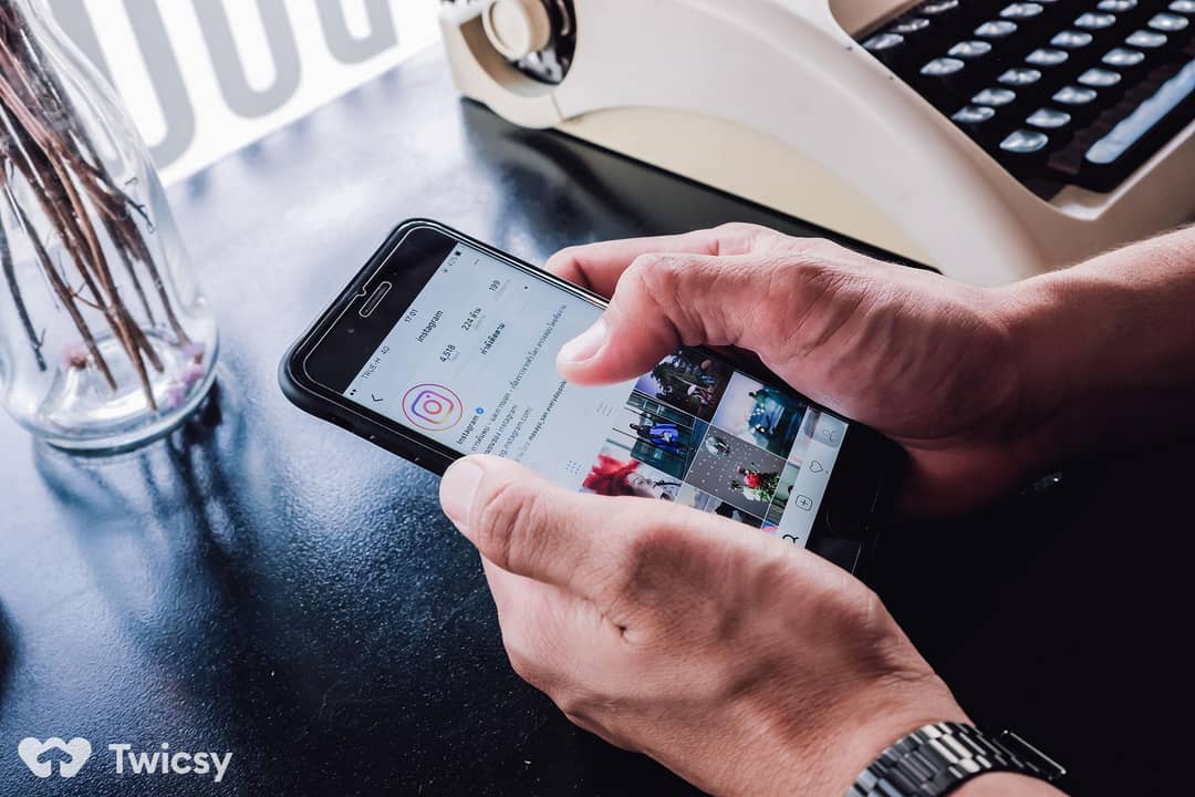 You Might Be Losing Followers on Instagram Because You Paid for Follower