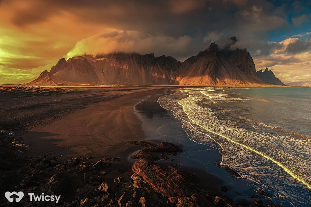Artful One Word Nature Captions for Instagram
