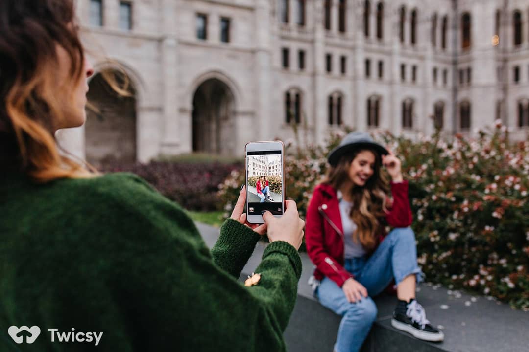 Awesome One Word Instagram Captions About Friendship