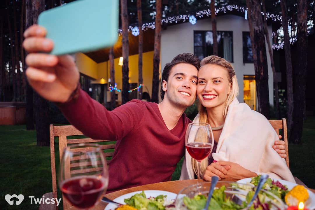 How to Write Delicious Dinner Captions for Instagram