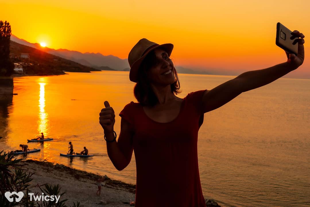 Creative Prompts to Help You Write Your Next Great Instagram Sunset Caption