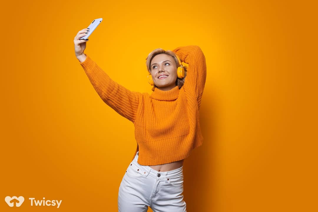 Orange Captions for Instagram to Show off Popping Outfits