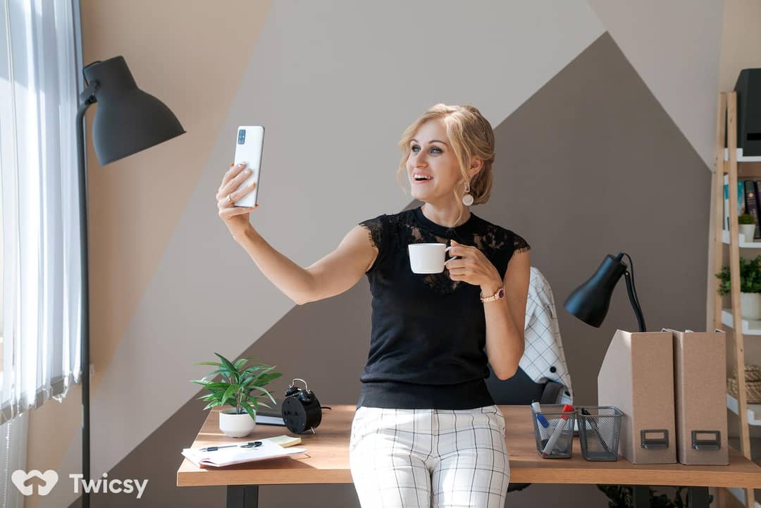 How to Write Great Work Instagram Captions