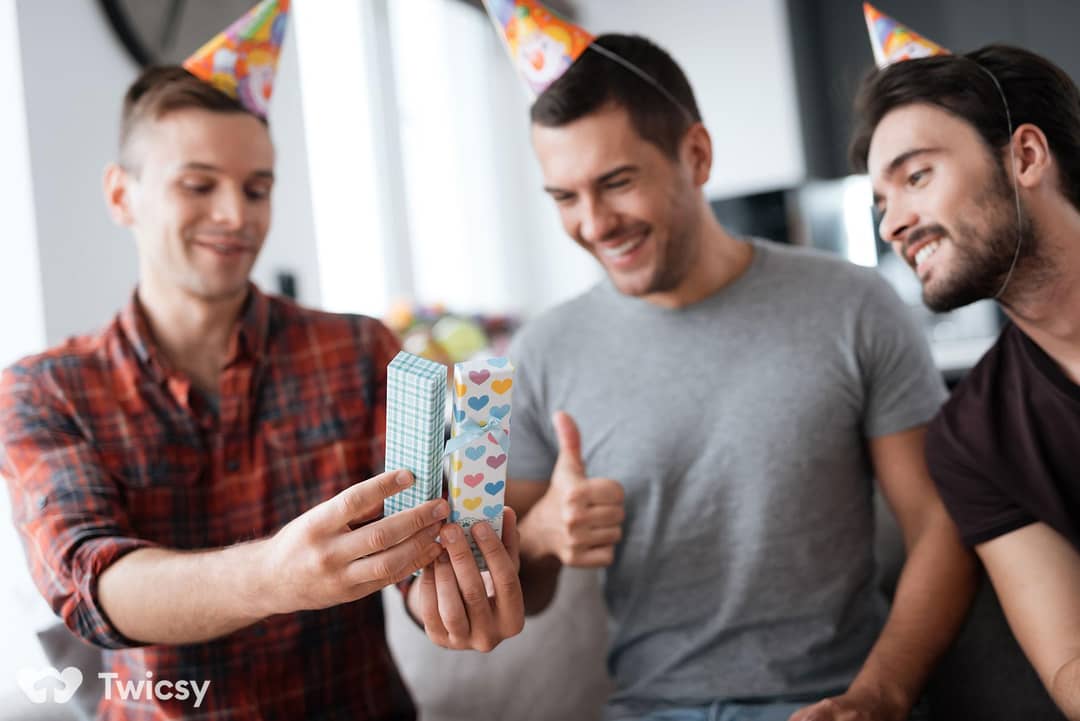 Savage Turning 30 Instagram Captions for Friends