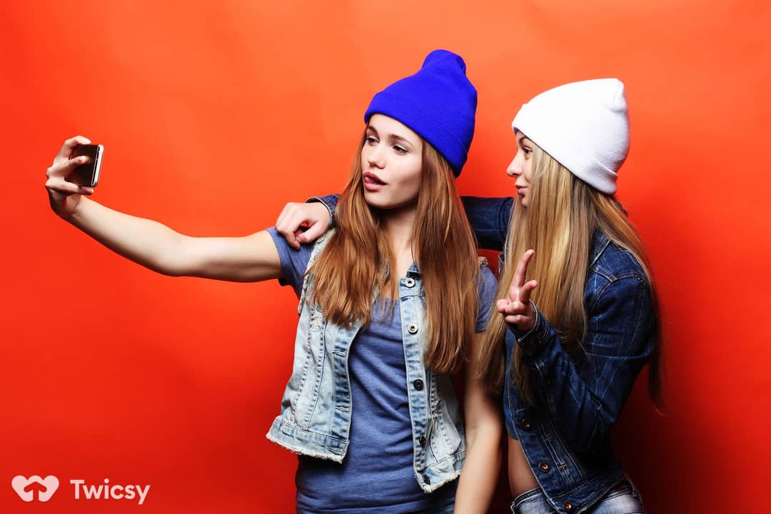 How to Write Savage, Toxic Instagram Captions