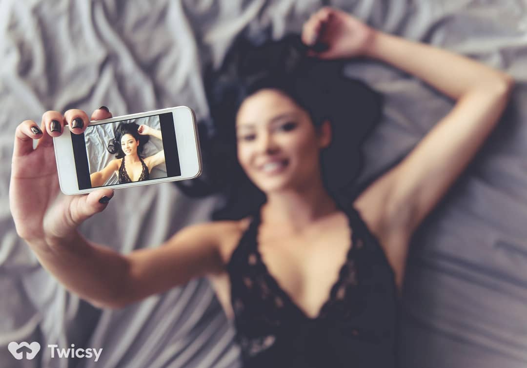 Seductive Captions for Instagram Selfies